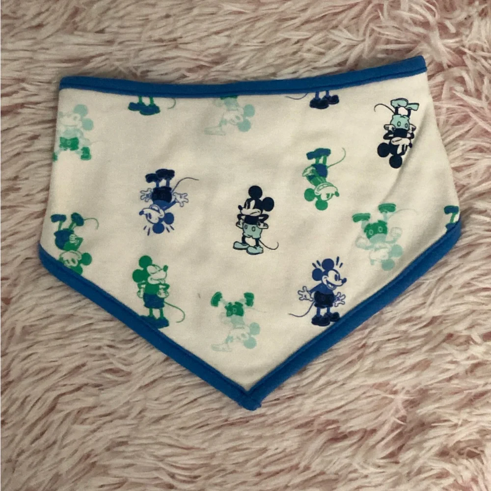 Mickey Mouse Bibs (6 pack)